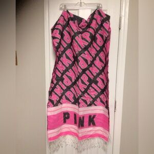 VS PINK Throw Blanket